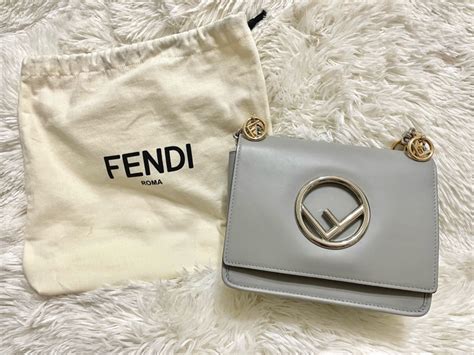 FENDI 經典盒子包老花帆布單肩斜挎包 便當飯盒包 小 .